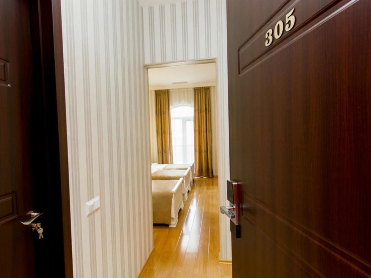 Отель New Hotel Тбилиси-35